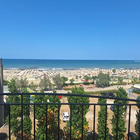Hotel De La Plage-2