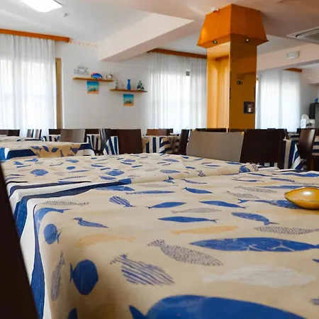 HOTEL LEA B&B Pensione Completa-2