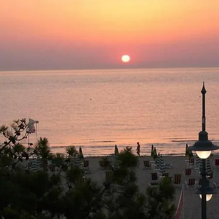 hotel cri cri - fronte spiaggia-3