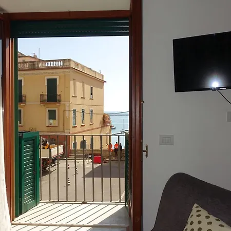 Ninina Boutique Suites-3