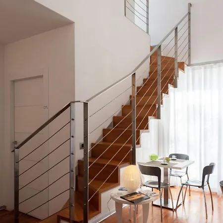B&B White con Parcheggio Privato-2