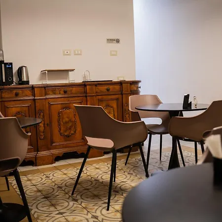 Celeste Rooms - Boutique B&B With Breakfast Near Via Etnea-3