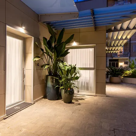 Marina Suite Apartments-2