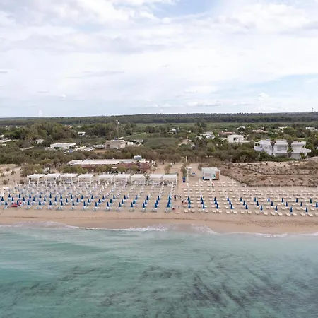 Lido degli Angeli Case Vacanza-Beach-2