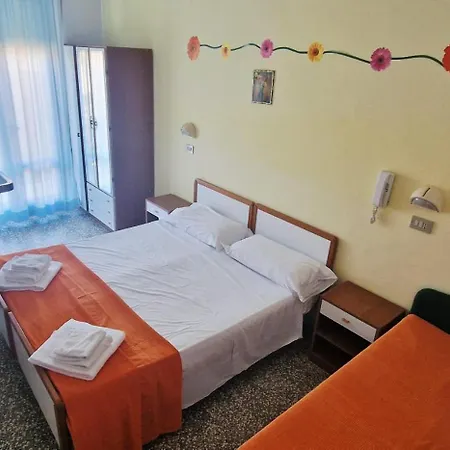 Hotel Clara Rimini-2