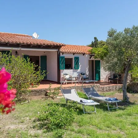 Villa Salida - vista mare, piscina e spiaggia attrezzata-3