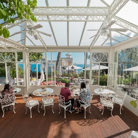 Luxury Villa Excelsior Parco-3