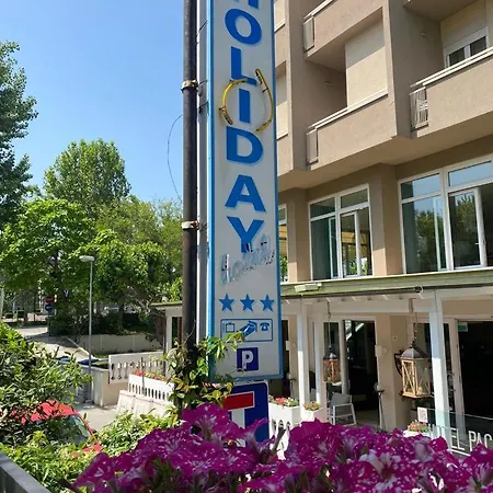 Hotel Holiday-3