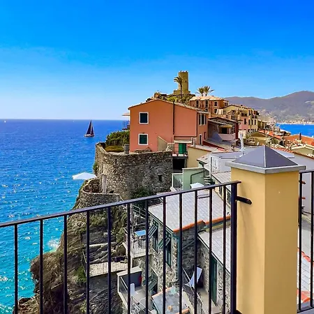 La Polena Camere Vernazza - Suite vista mare-2