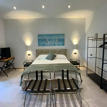 La Nassa Rooms Free Parking-3