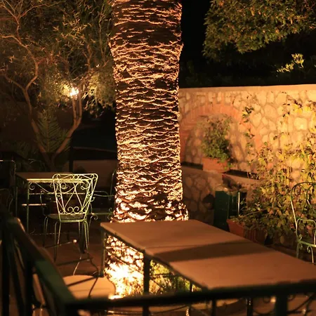 Hotel Villa Sarah-2