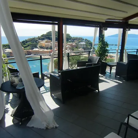 Hotel Vis à Vis-2