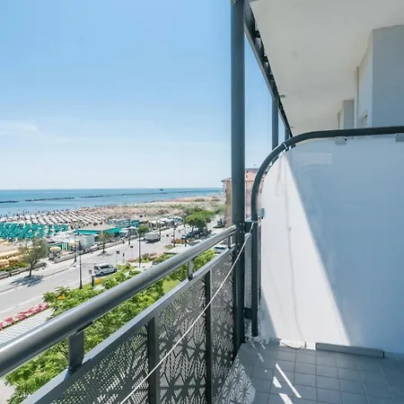 Hotel Cosmopol Cesenatico-2