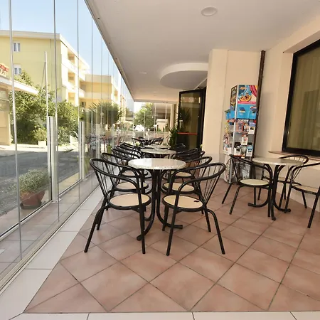 Hotel Urbinati-2