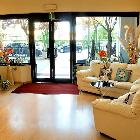 Hotel Provenza-2