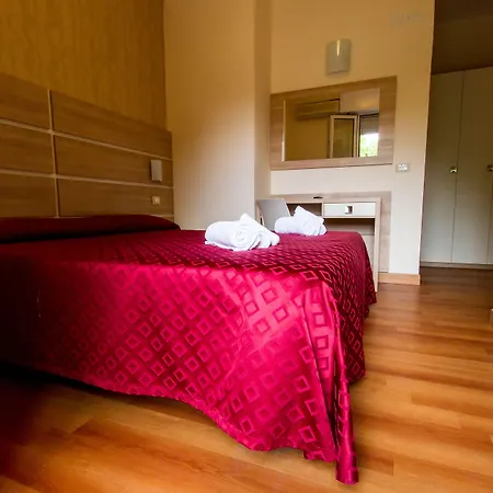 Hotel Monica-3