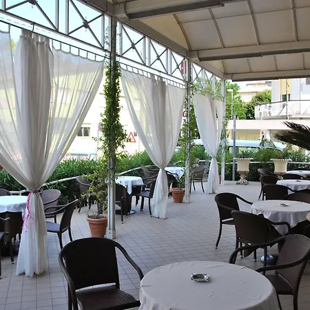 Hotel Gaston-2