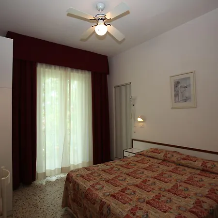 B&B Tres Jolie-3