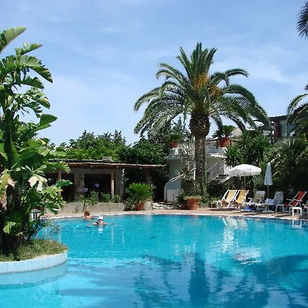 Semiramis Hotel De Charme & Pools-3
