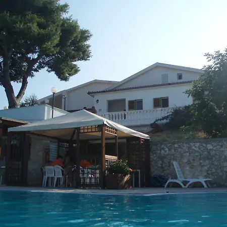 Villa Carabella Residence-3