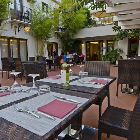 Hotel Santa Maria-3