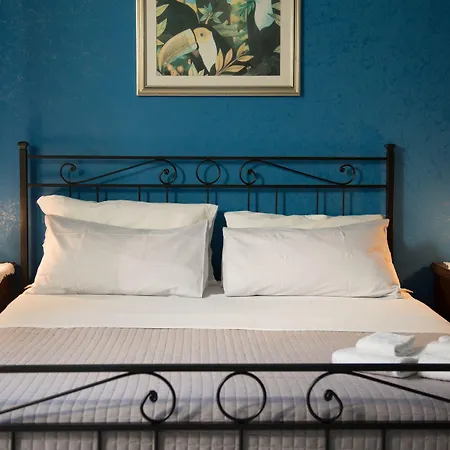 Catania Inn Rooms-2
