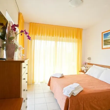 Hotel Adria Beach Club-2