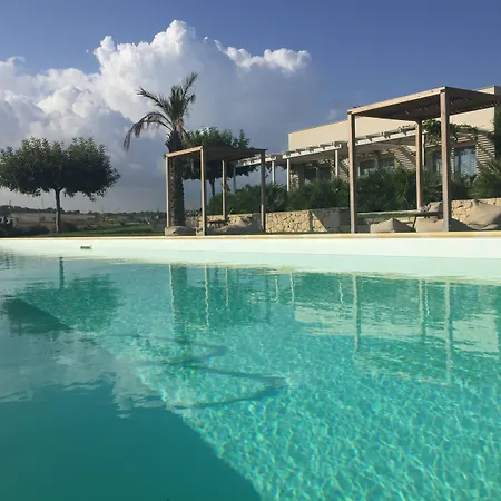 Scilla Maris Charming Suites-2