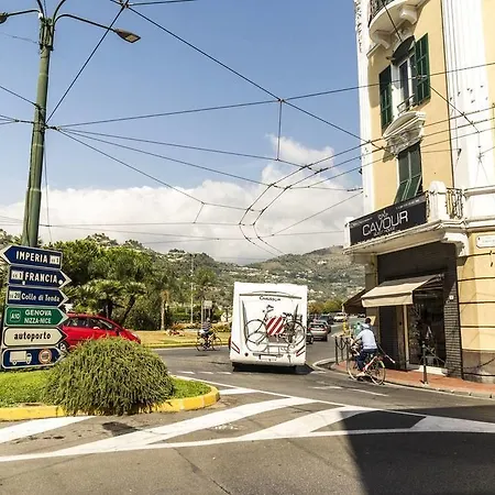Cavour Guest House-3