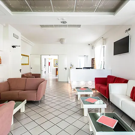 Kristalex Pet Friends Hotel-3
