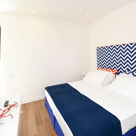 Casa Pantone-2