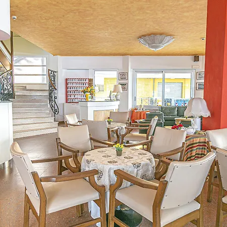 Hotel Tropical-3