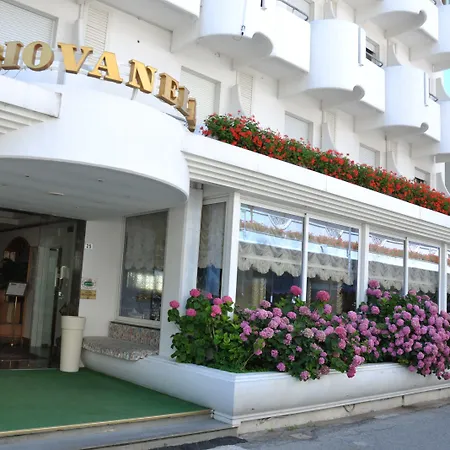 Hotel Giovanella-3