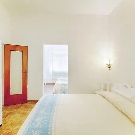 Hotel Al Faro-3