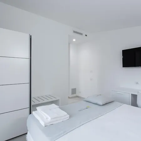 Th Collection Rooms-3