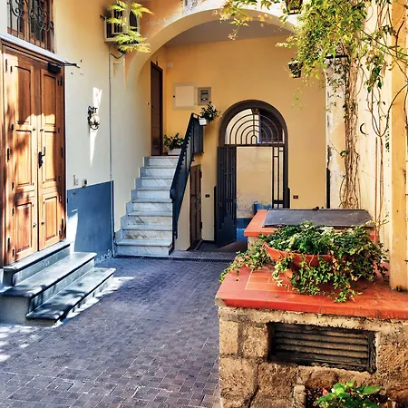 Cuore di Sorrento Suites-2