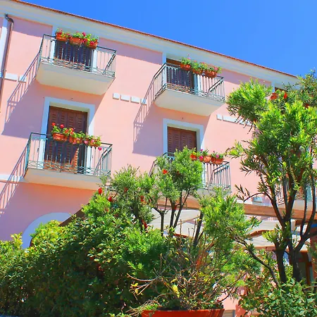 Hotel Pisacane-2