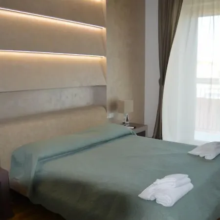 B&B Jolie Center-2