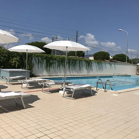 Hotel Royal-2