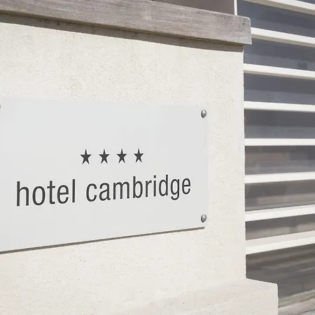 Hotel Cambridge-2