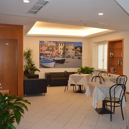 Hotel Gilda-2