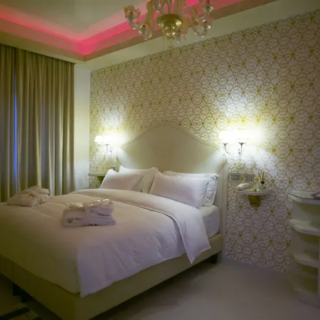 Leucosya Luxury Rooms-3