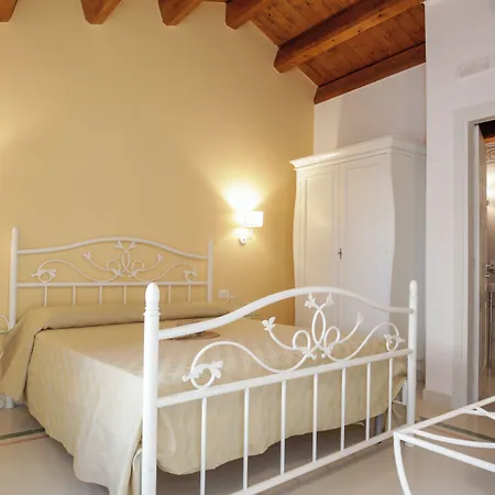 B&B Monsignore-2