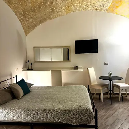 Petros Rooms&Apartments-2