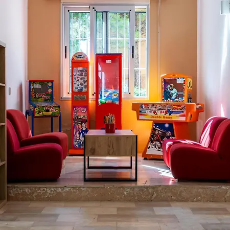 Meet Hostel Cervia-2