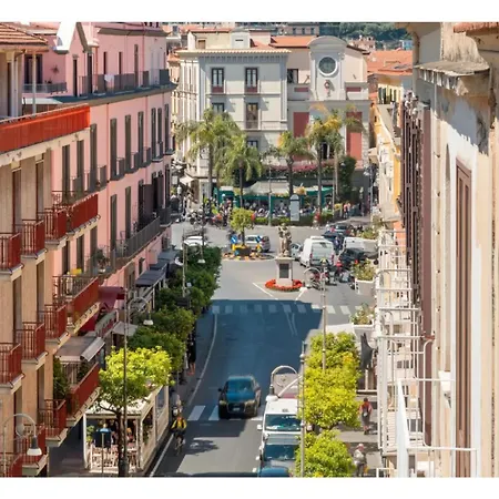 SorrentoVibes - Central Sorrento Apartment by PiazzaTasso&OldTown-2