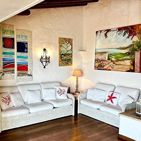 80 M From The Beach Sea At Your Feet Free Parking Case Mariuccia Baja Sardinia-2