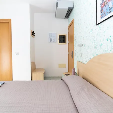 Hotel Romagna-3