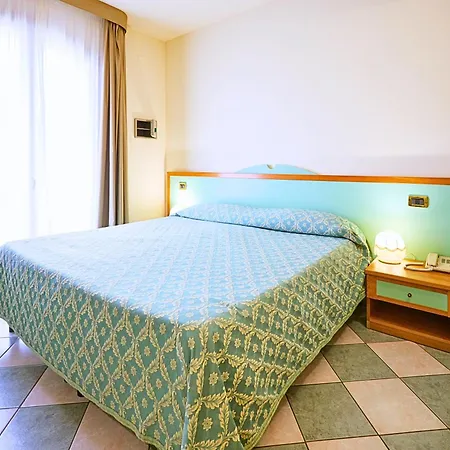 Hotel Villa Elena-3