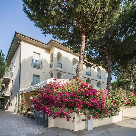 Hotel Dover Rooms & Coffee Adults Friendly-2
